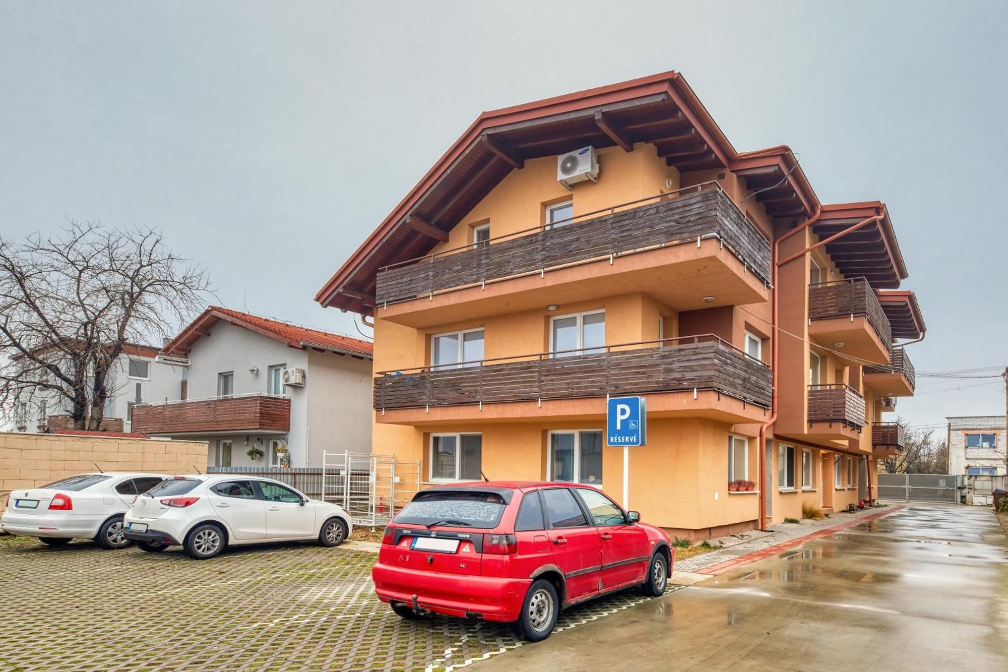Sweet Apartment Bratislava Exterior photo